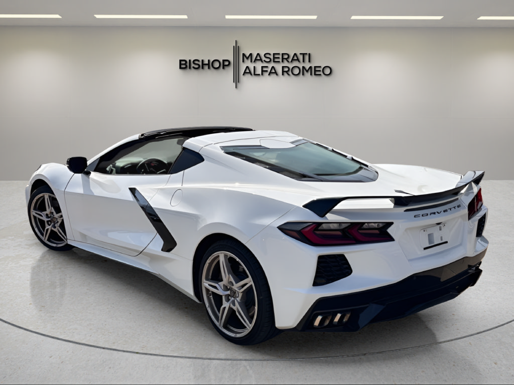 Used 2021 Chevrolet Corvette Stingray Coupe w/ Z51 Performance Package RWD image 5