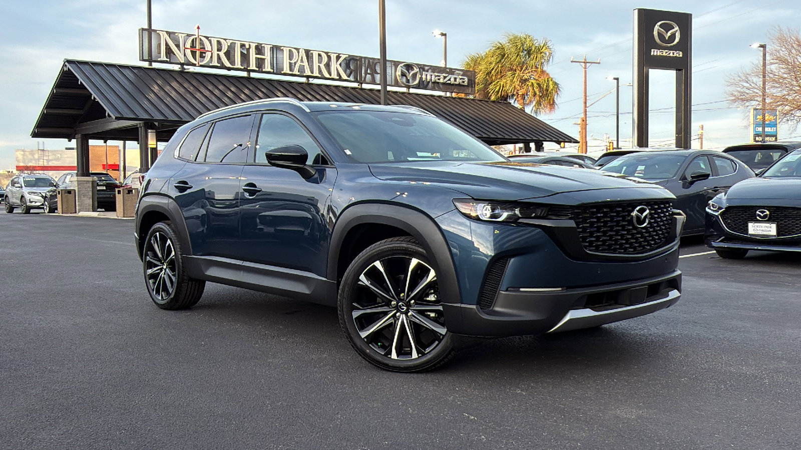 Certified 2025 MAZDA CX-50 2.5 Turbo w/ Premium Plus Pkg image 2