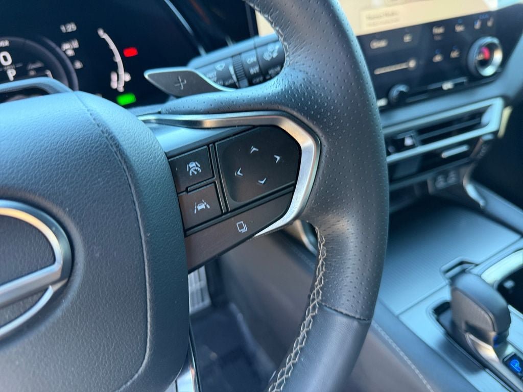 Used 2024 Lexus RX 500h F Sport w/ Convenience Package AWD/4WD image 18