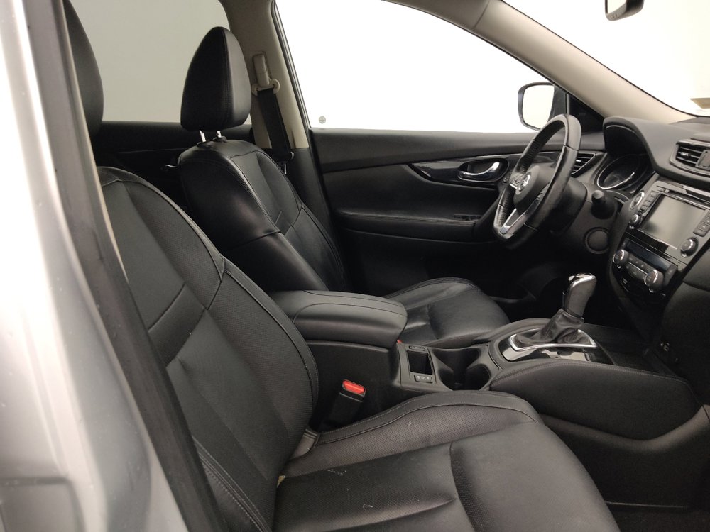 Used 2018 Nissan Rogue SL image 21