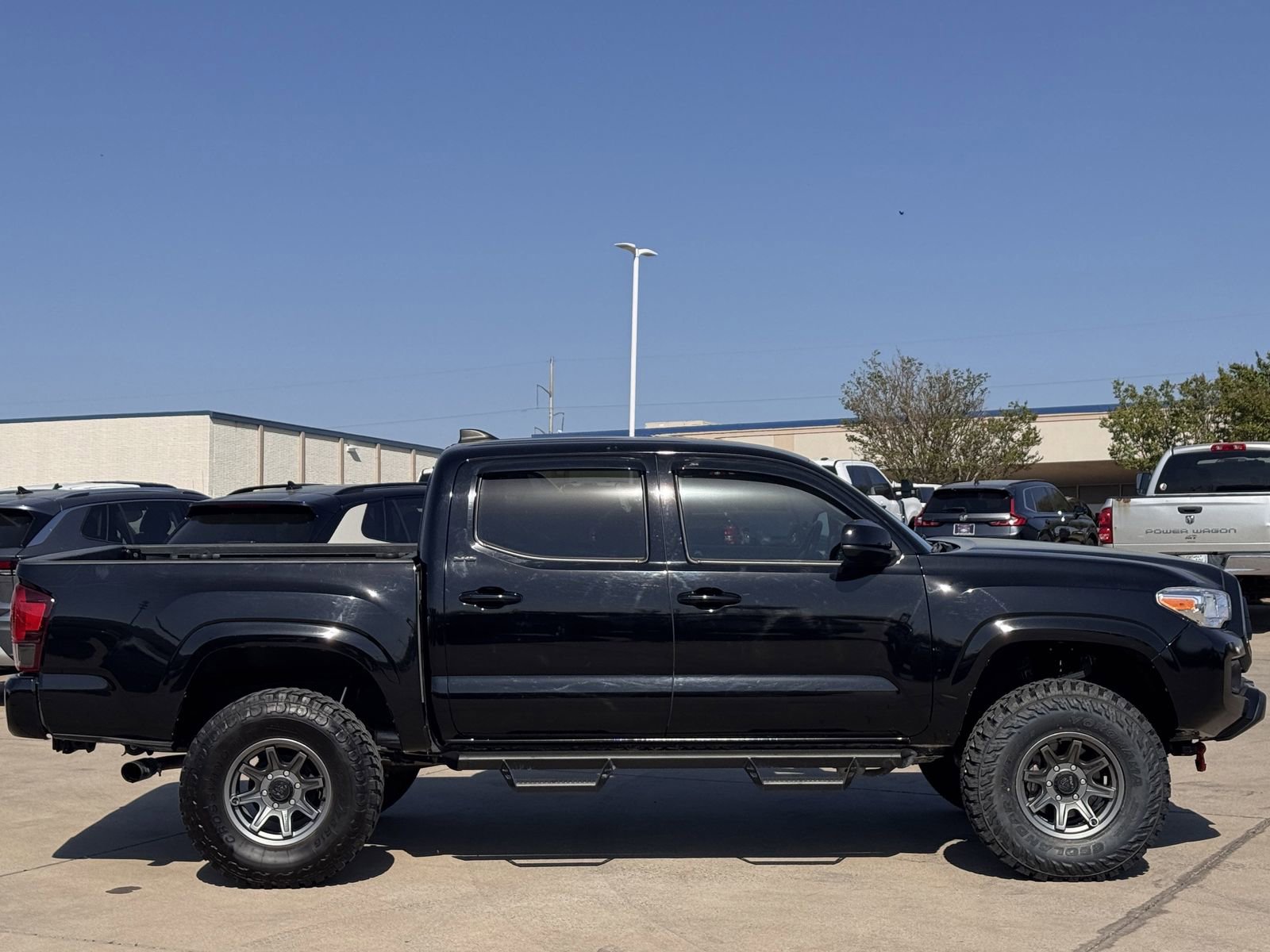 Used 2023 Toyota Tacoma SR image 3