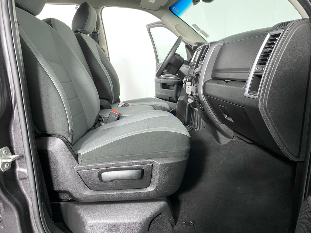 Used 2023 RAM 1500 Classic SLT AWD/4WD image 25