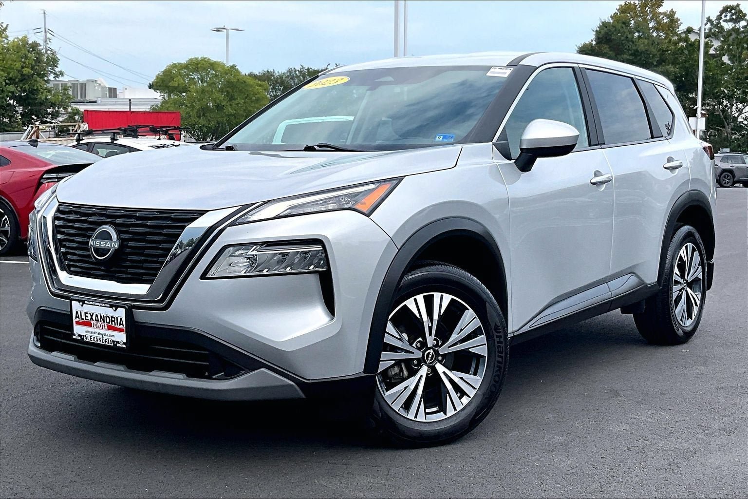 Used 2023 Nissan Rogue SV