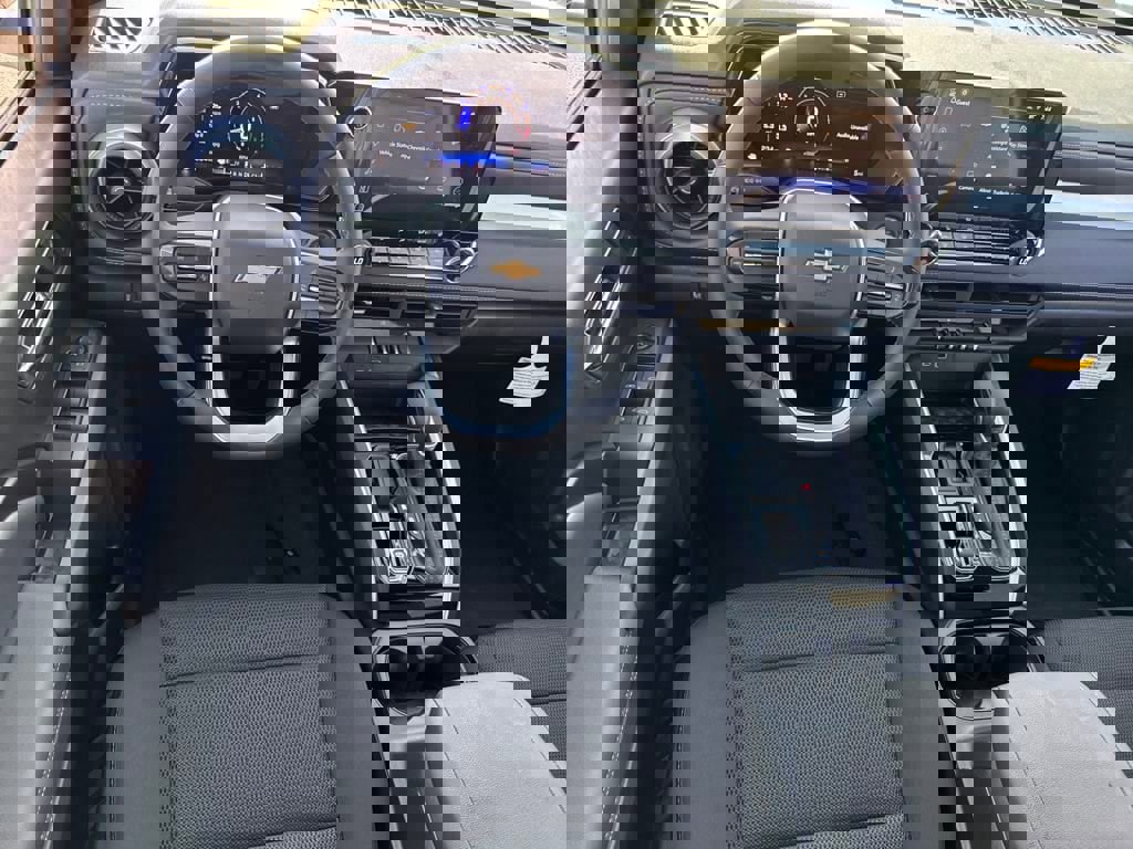 New 2025 Chevrolet Colorado LT image 13