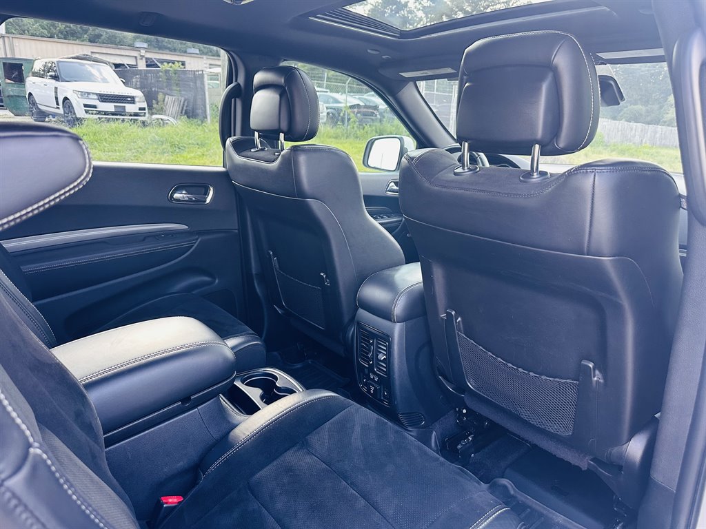 Used 2018 Dodge Durango SRT w/ Technology Group AWD/4WD image 35