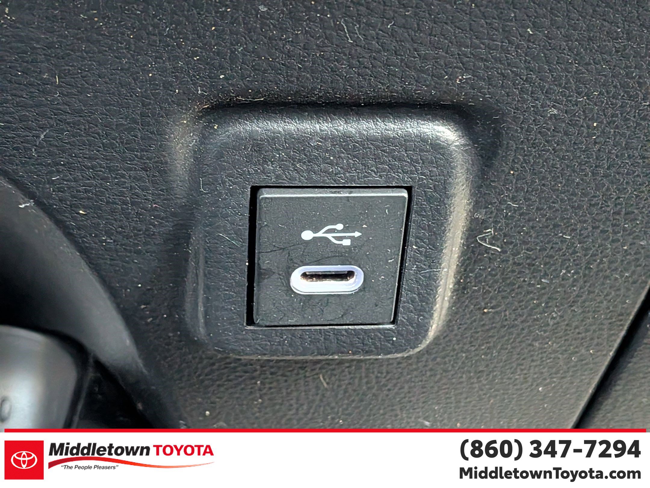 Used 2023 Toyota Corolla LE image 26