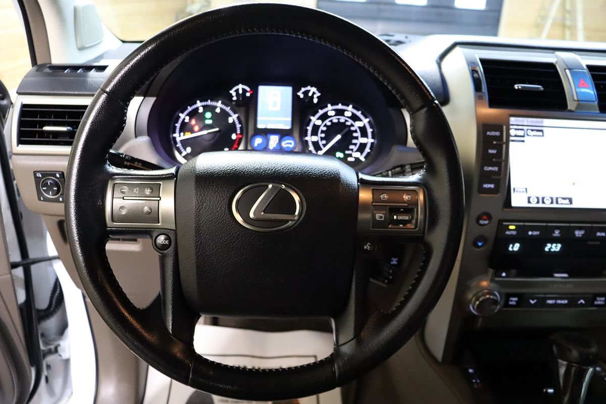 Used 2017 Lexus GX 460 w/ Navigation Package AWD/4WD image 42