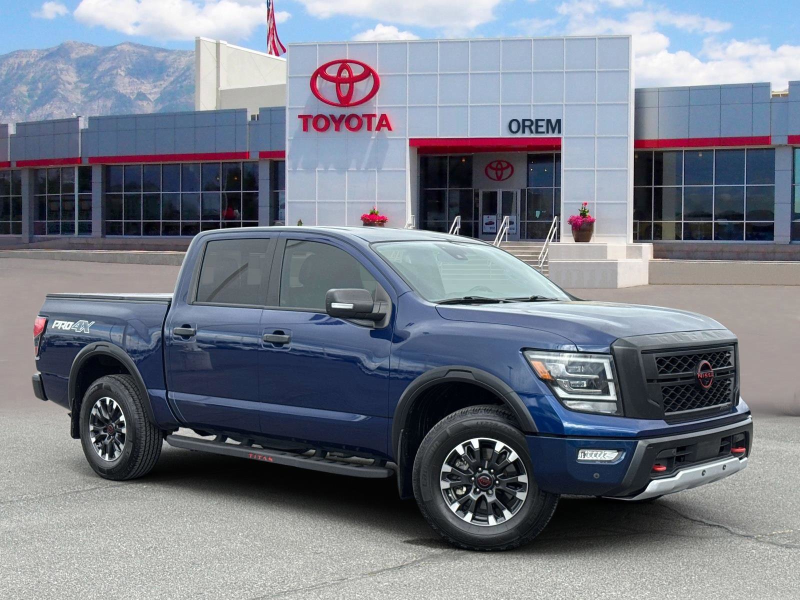 Used 2023 Nissan Titan PRO-4X w/ Pro-4x Convenience Package