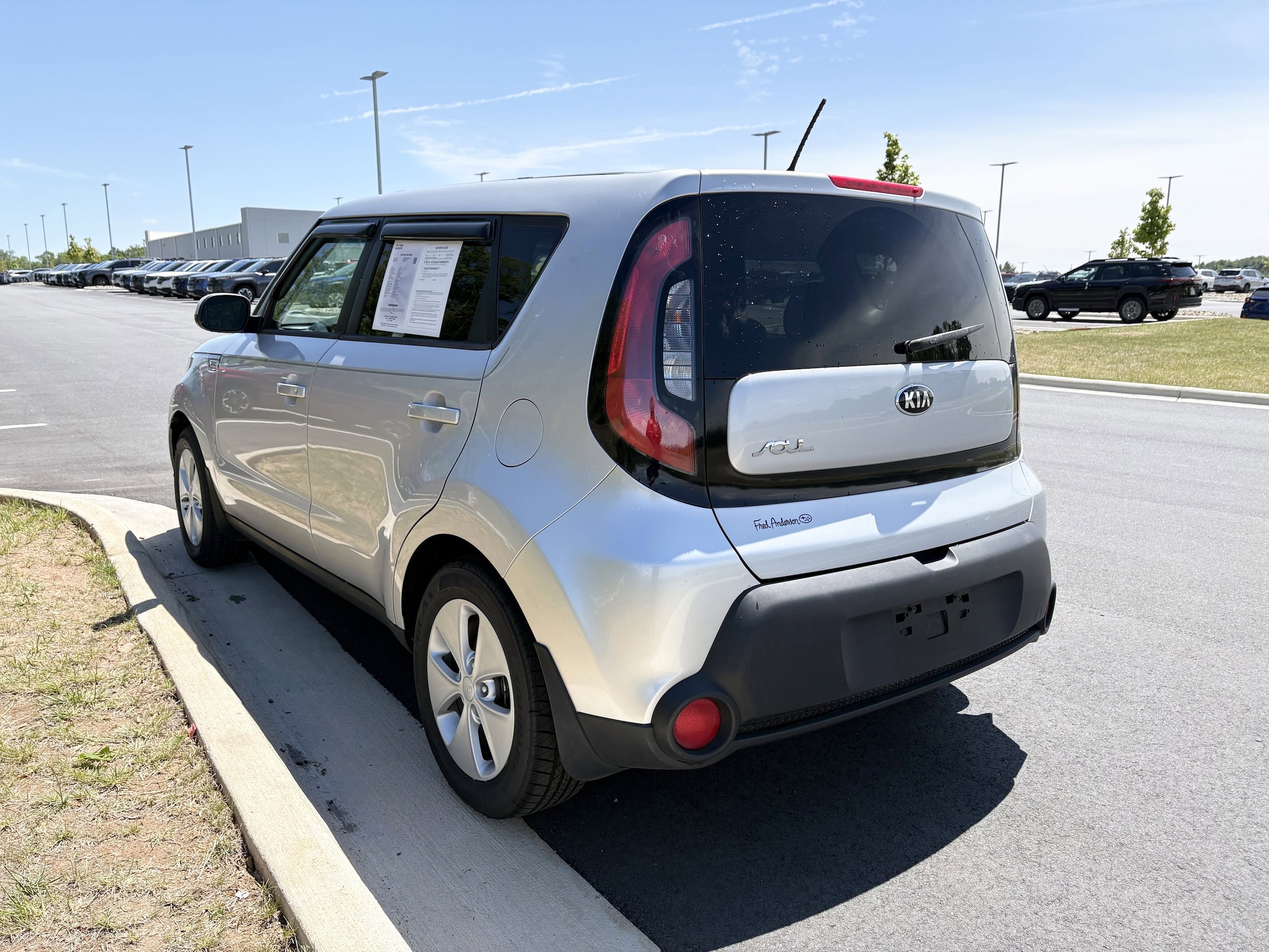 Used 2016 Kia Soul FWD image 6
