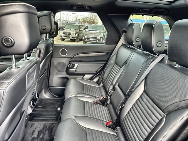 Used 2022 Land Rover Discovery HSE R-Dynamic image 15