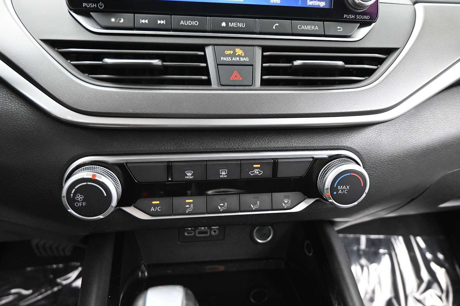Used 2025 Nissan Altima 2.5 SR FWD image 24