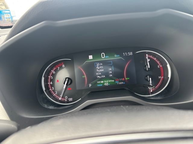 Used 2023 Toyota RAV4 XLE Premium image 15