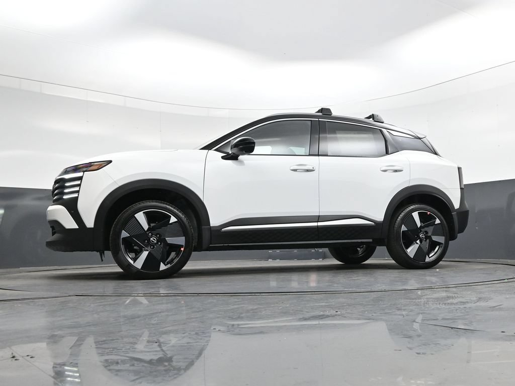 New 2026 Nissan Kicks SR w/ Cold Weather Package FWD image 44