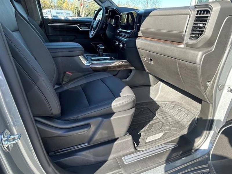 Used 2026 GMC Sierra 1500 Elevation w/ Elevation Premium Package image 24