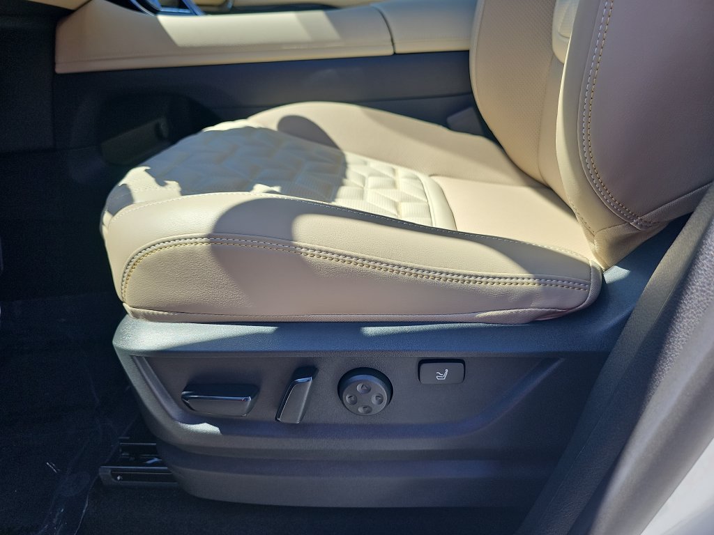 New 2026 Nissan Armada Platinum Reserve AWD/4WD image 28