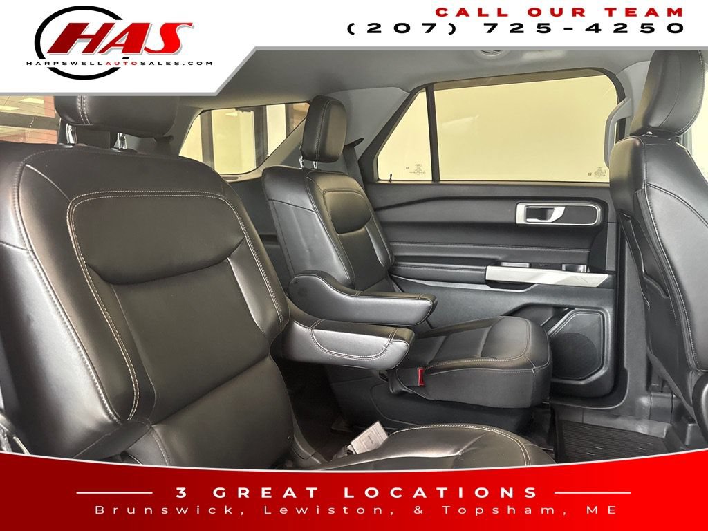 Used 2021 Ford Explorer XLT w/ Equipment Group 202A AWD/4WD image 13