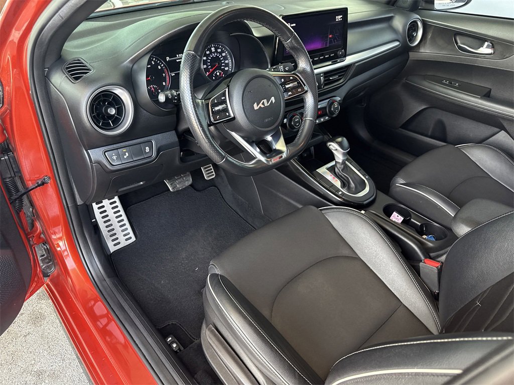 Used 2022 Kia Forte GT-Line image 11