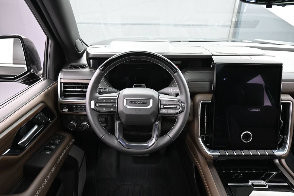 Used 2026 GMC Yukon Denali Ultimate w/ LPO, Floor Liner Package AWD/4WD image 19