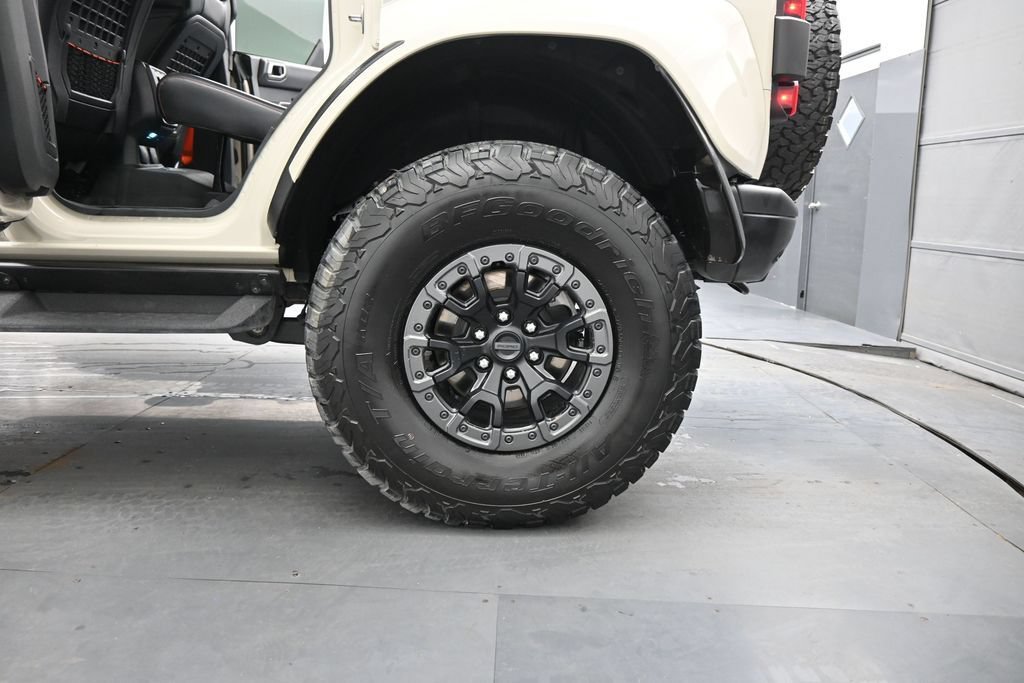 Used 2025 Ford Bronco Raptor AWD/4WD image 19