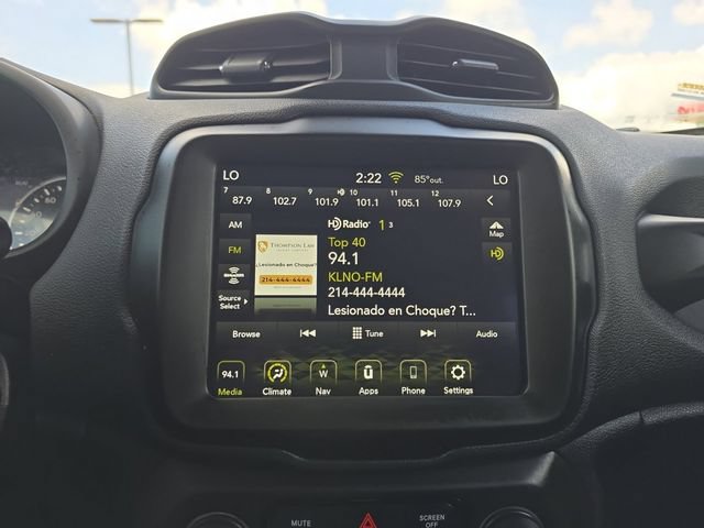 Used 2023 Jeep Renegade Altitude AWD/4WD image 8
