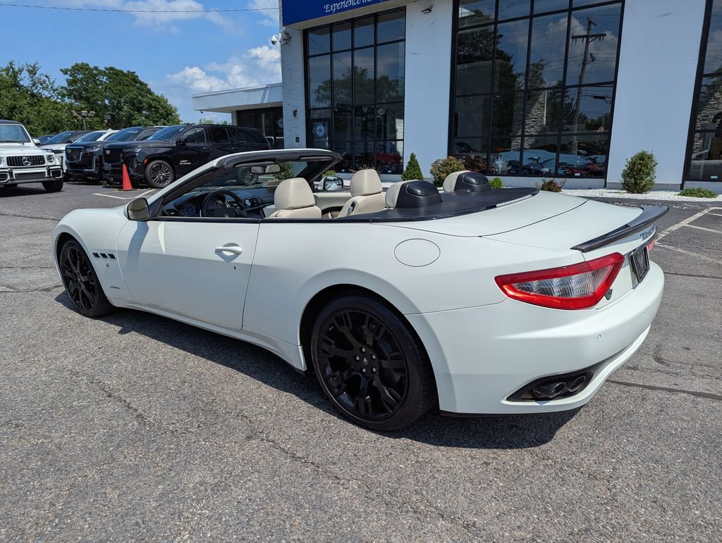 Used 2013 Maserati GranTurismo Convertible RWD image 41