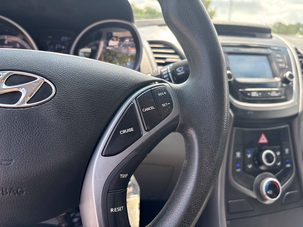 Used 2016 Hyundai Elantra SE w/ Option Group 02 FWD image 22
