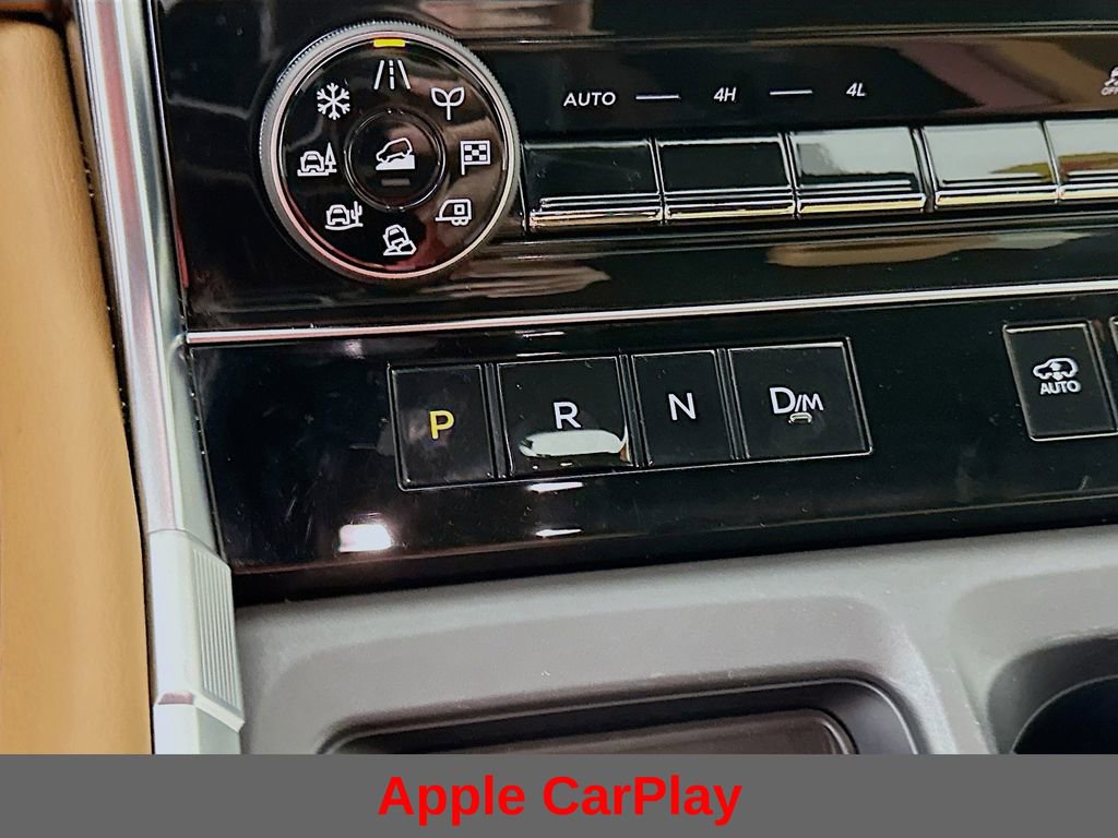 Certified 2025 Nissan Armada Platinum Reserve image 25