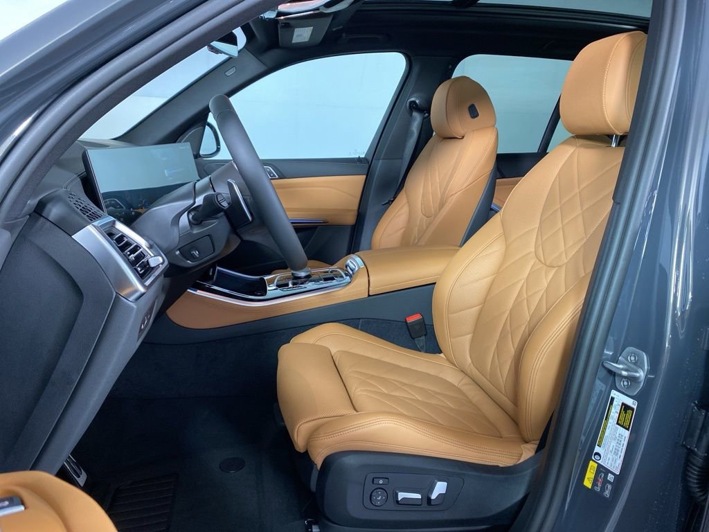 New 2026 BMW X5 xDrive50e image 11