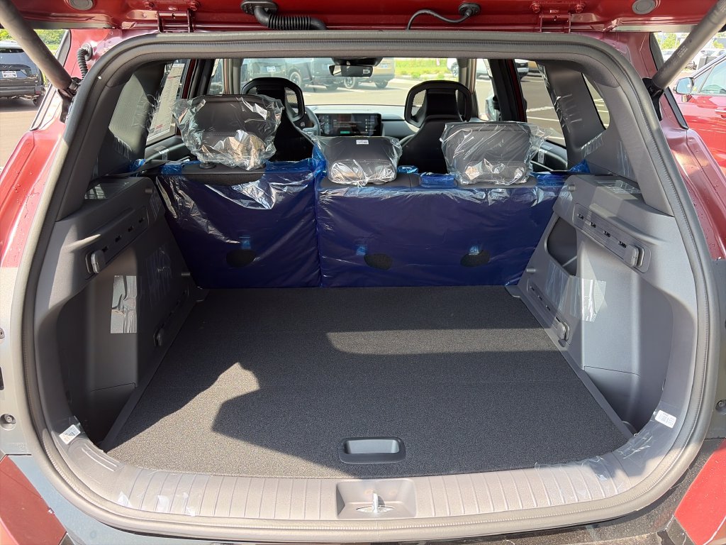 New 2027 Kia Seltos X-Line S w/ X-Line S Premium Package AWD/4WD image 8