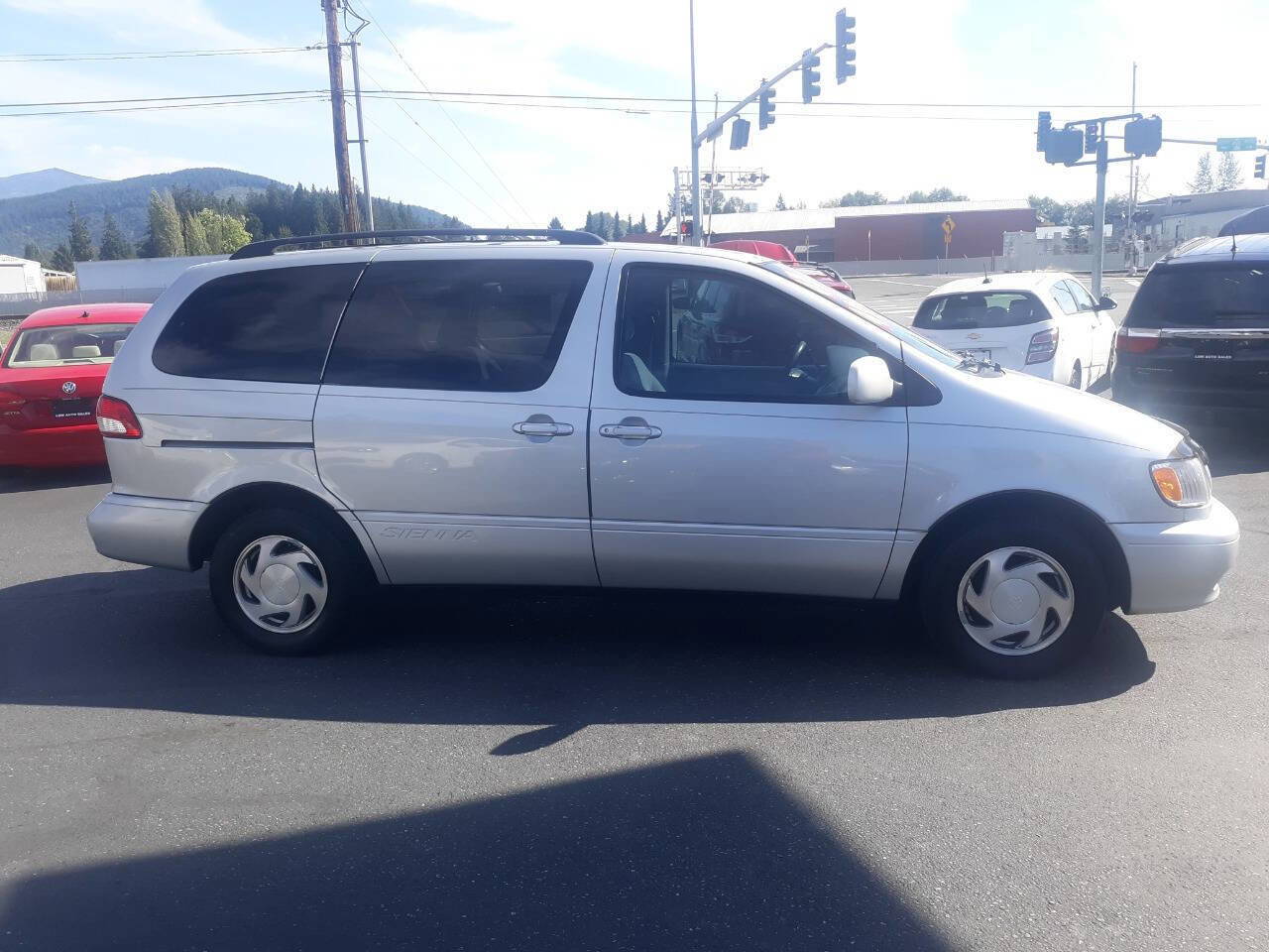 Used 2003 Toyota Sienna LE FWD image 5