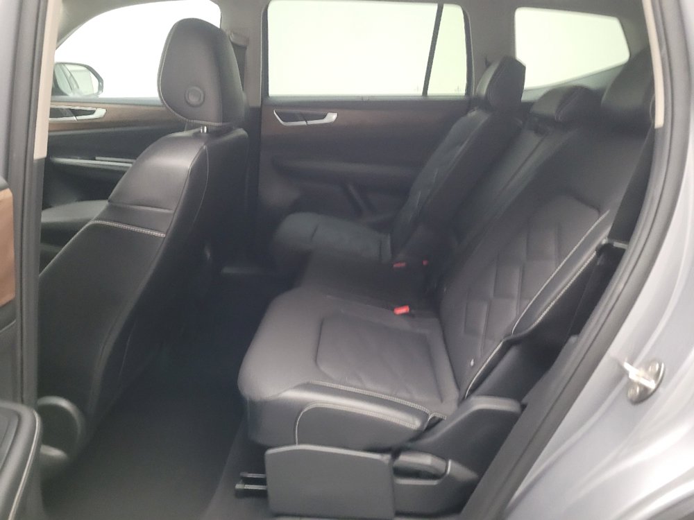 Used 2024 Volkswagen Atlas SE FWD image 18
