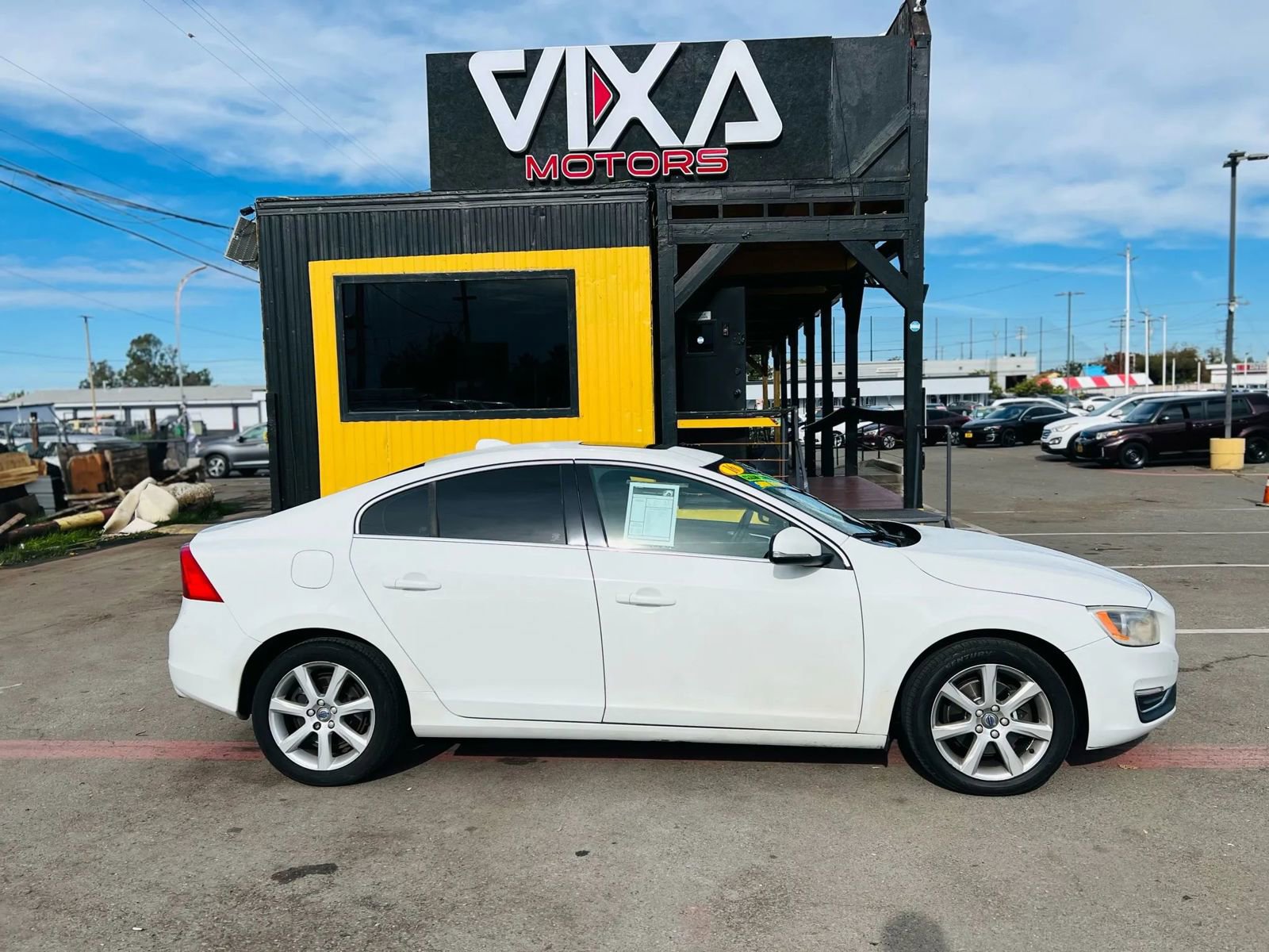 Used 2016 Volvo S60 T5 Premier image 4