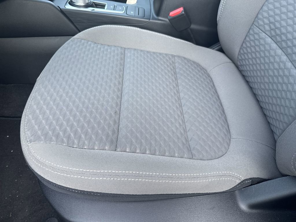Used 2022 Ford Escape SE w/ Convenience Package image 9