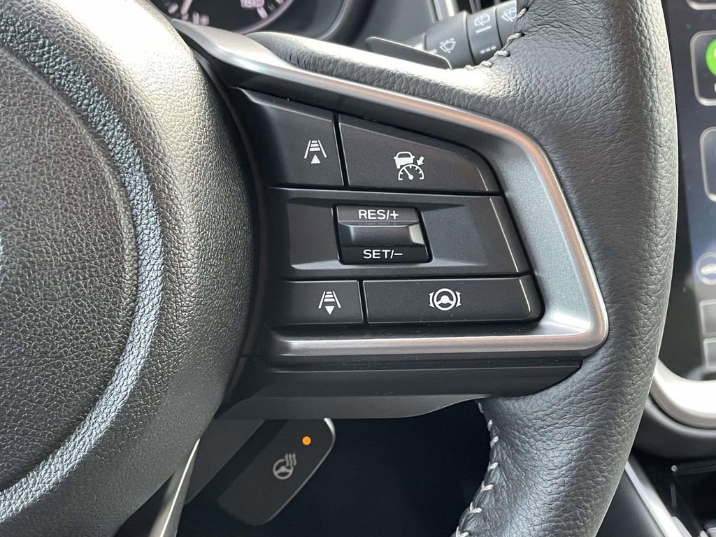 Certified 2025 Subaru Outback Limited AWD/4WD image 11