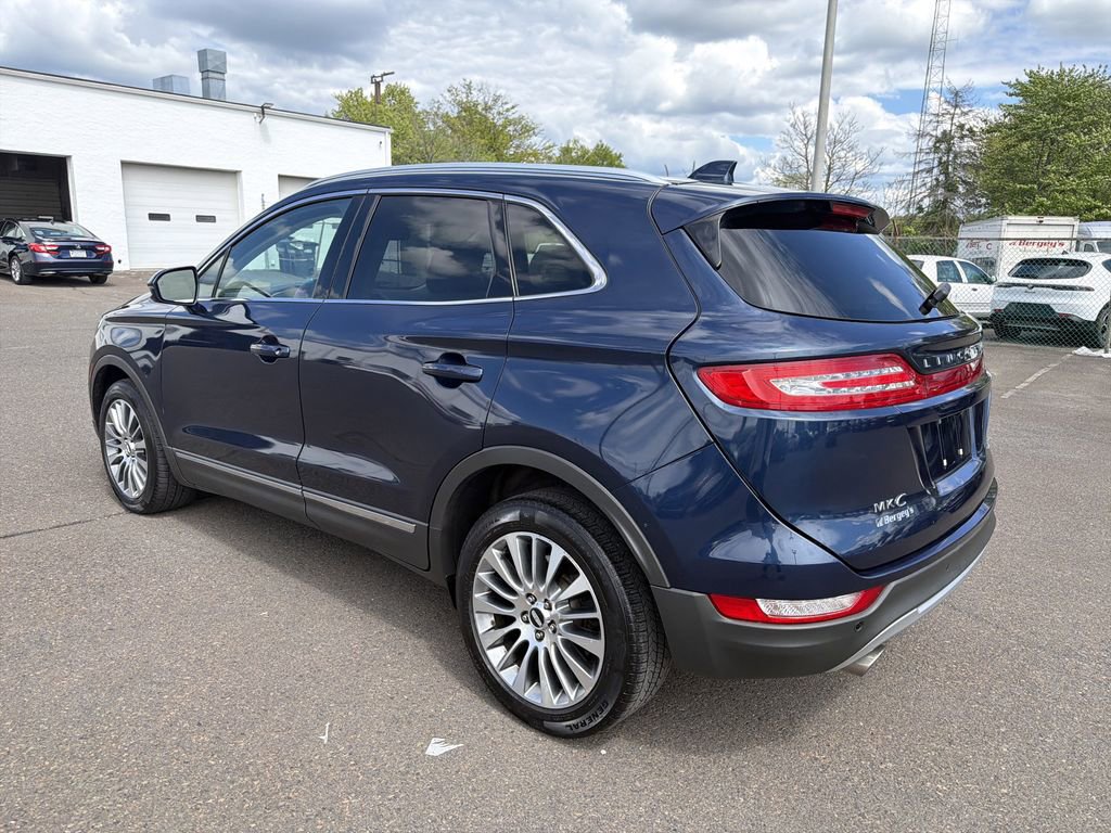 Used 2017 Lincoln MKC Reserve AWD/4WD image 3