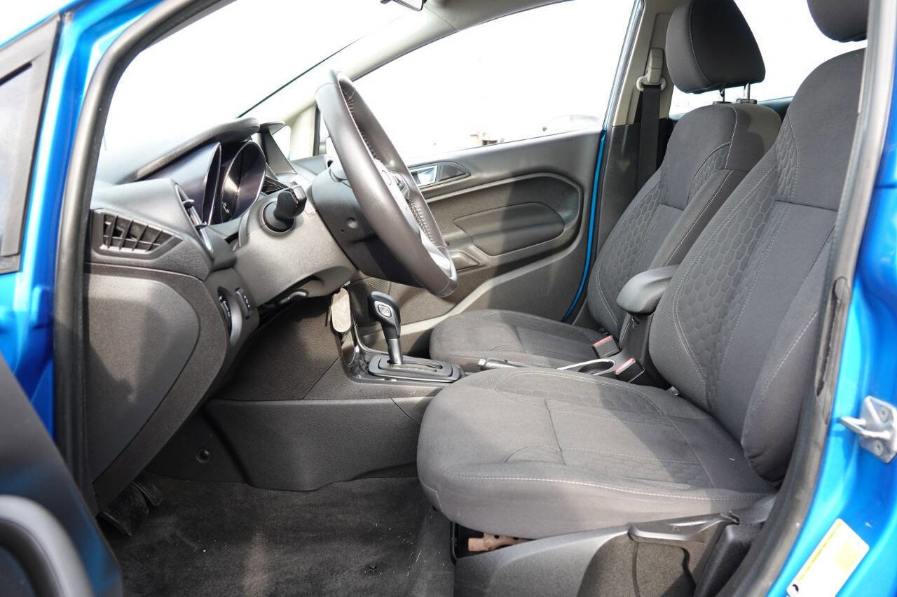 Used 2014 Ford Fiesta SE w/ Equipment Group 201A FWD image 52