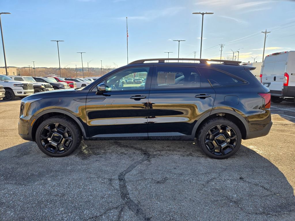 Used 2025 Kia Sorento SX Prestige w/ Olive Brown Leather Package image 7