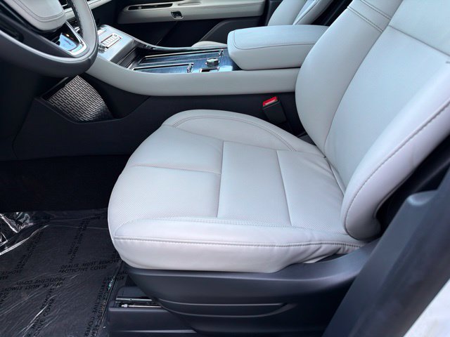 New 2026 Lincoln Aviator AWD image 15