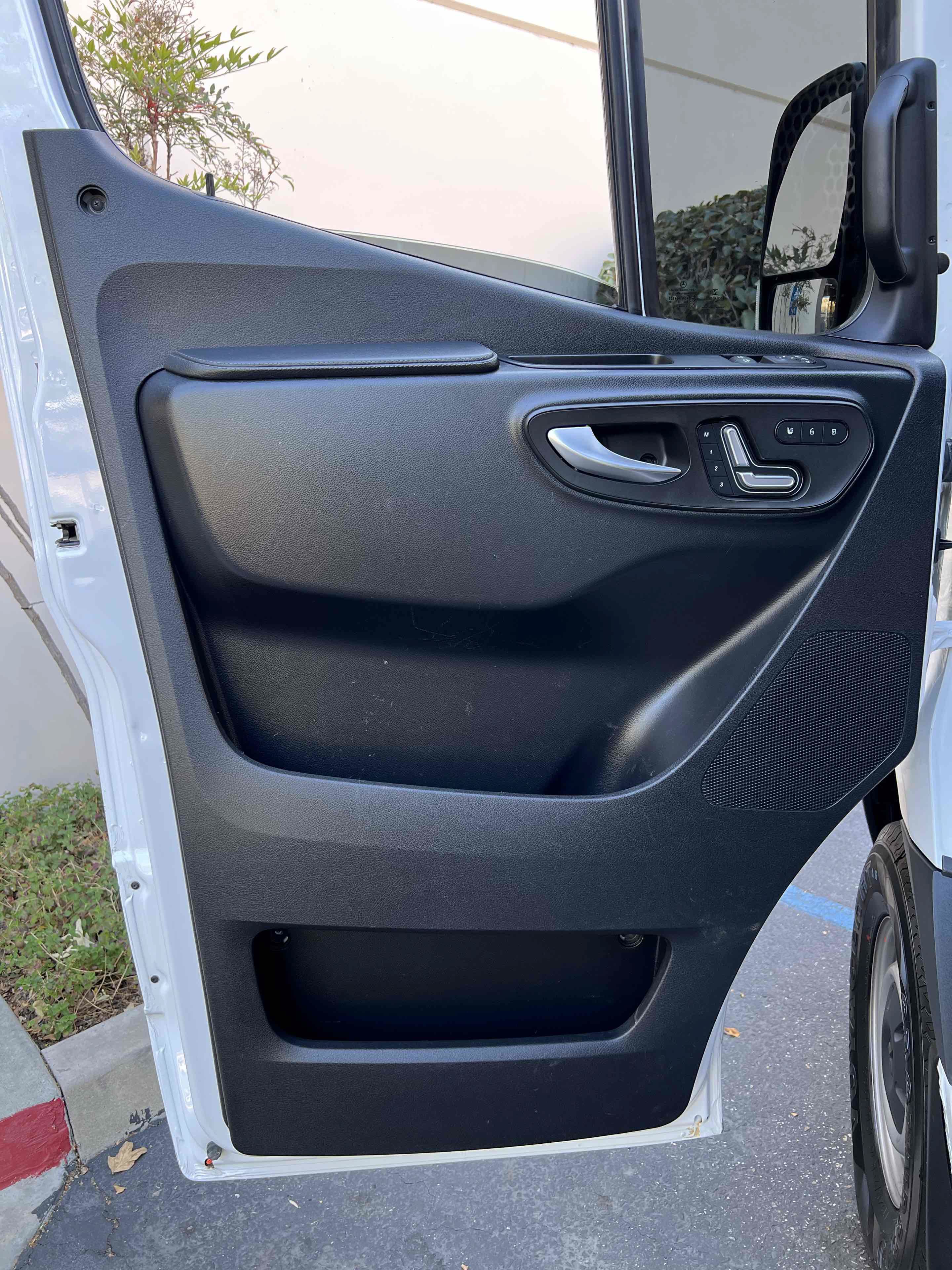 Used 2022 Mercedes-Benz Sprinter 2500 image 79