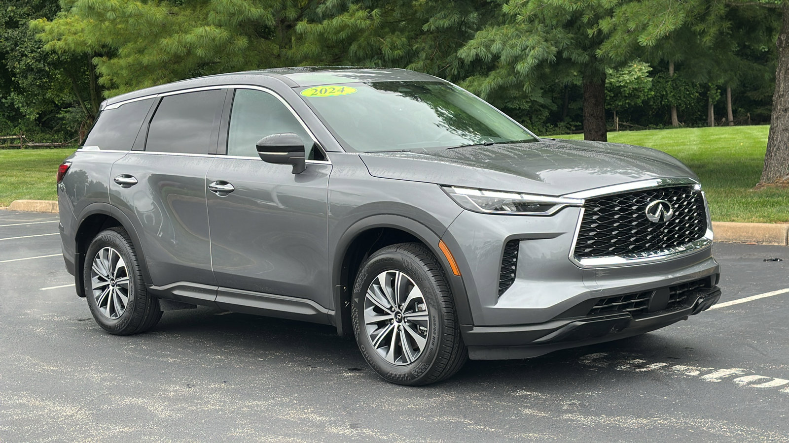 Certified 2024 INFINITI QX60 Pure image 2