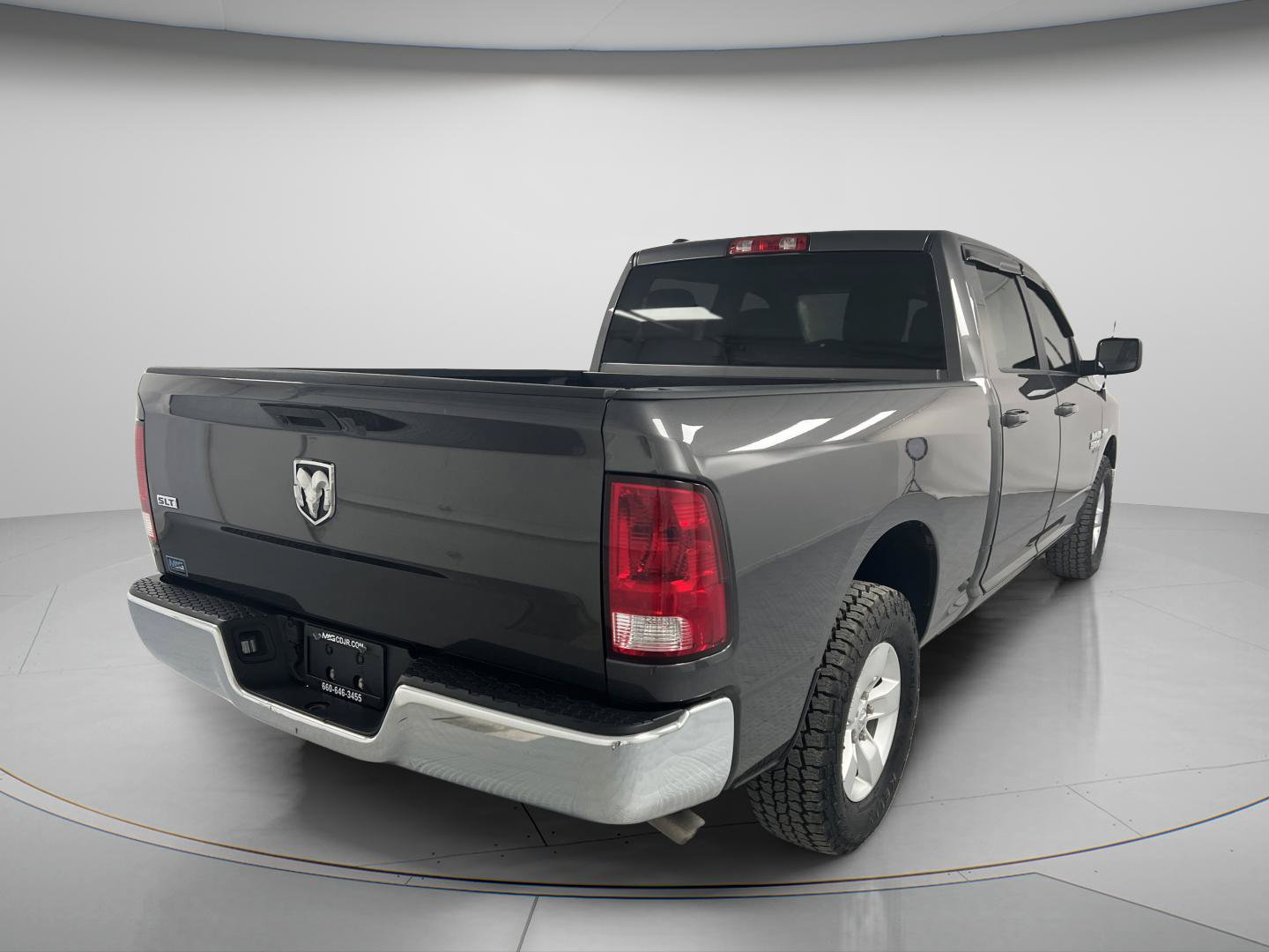 Used 2021 RAM 1500 Classic SLT RWD image 8