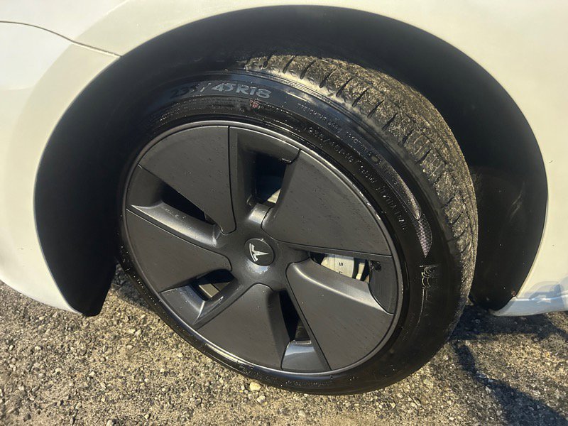 Used 2023 Tesla Model 3 Standard Range image 14