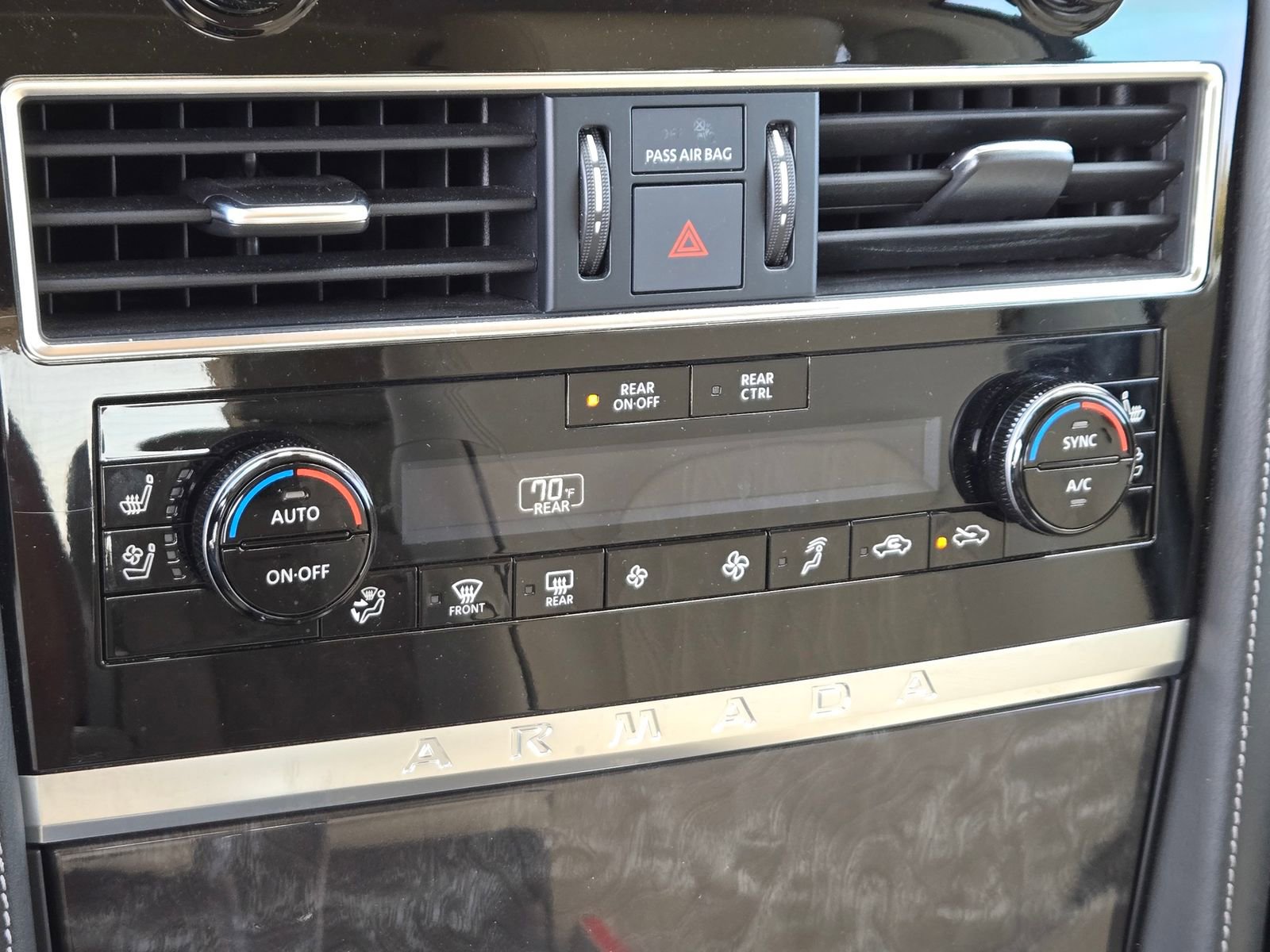 Used 2021 Nissan Armada Platinum w/ Captain's Chairs Package image 18