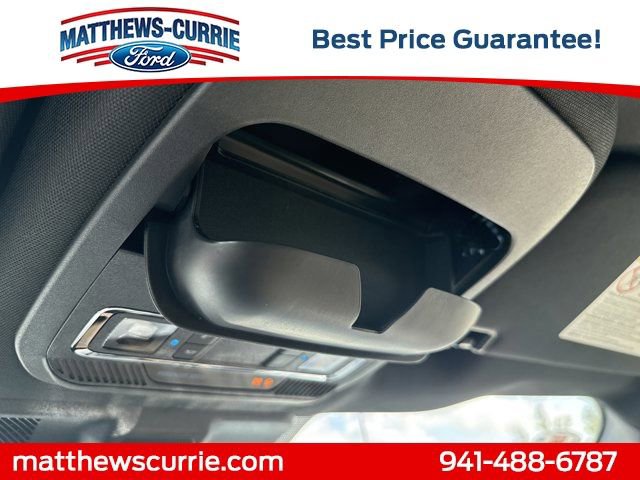 New 2026 Ford F250 Lariat w/ Black Appearance Package image 26