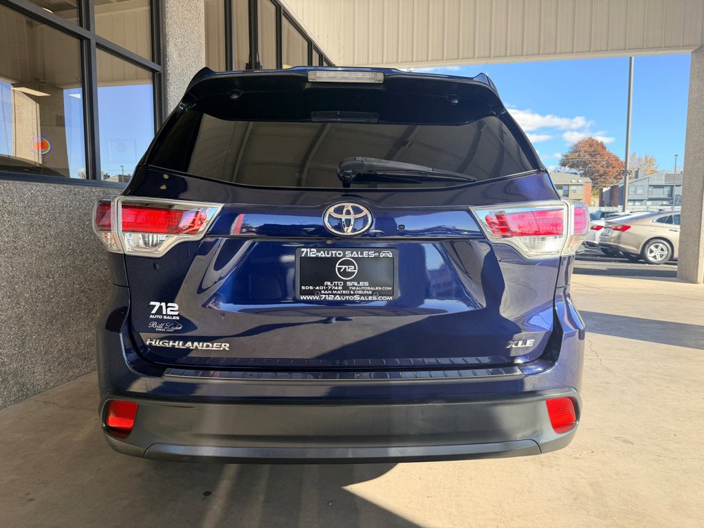 Used 2015 Toyota Highlander XLE image 39