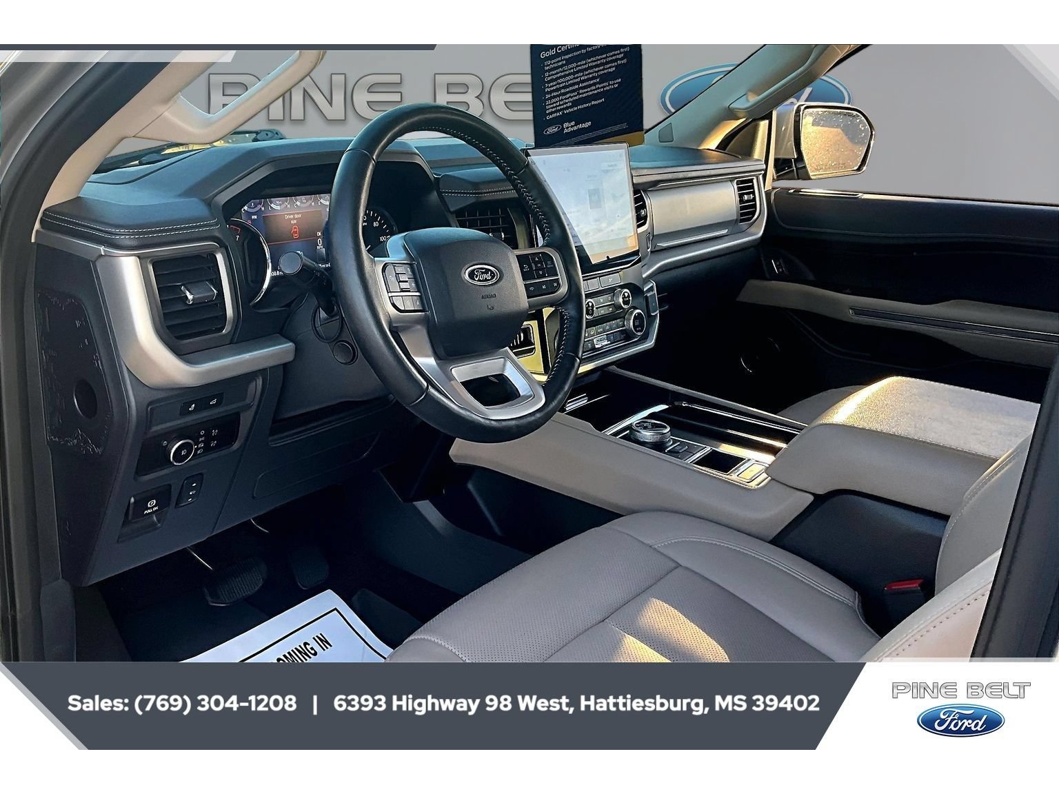 Used 2024 Ford Expedition XLT RWD image 12