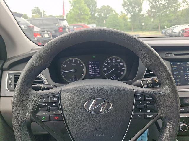 Used 2017 Hyundai Sonata SE FWD image 18