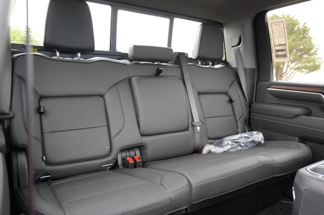 New 2026 GMC Sierra 2500 Denali w/ Denali Reserve Package AWD/4WD image 11