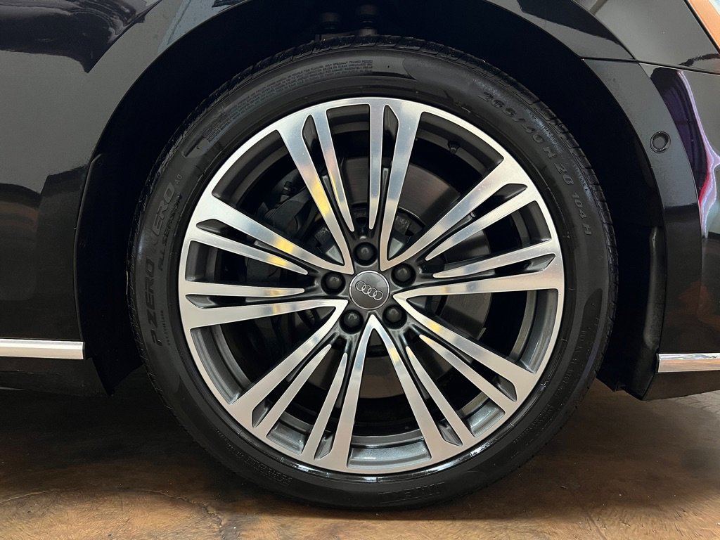 Used 2019 Audi A8 L 4.0T image 12