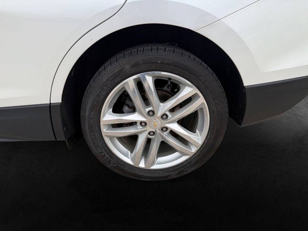 Used 2019 Chevrolet Equinox Premier AWD/4WD image 12